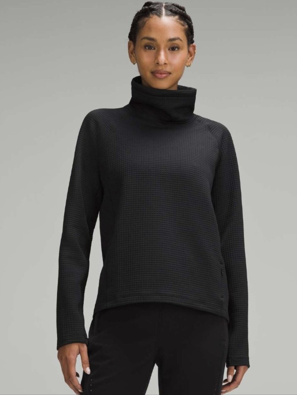 Lululemon Waffle-Knit Funnel-Neck Long Sleeve Shirt. Black. Size 8.